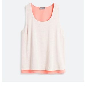 Market & Spruce split back tank. Cream and coral colors. Size XL.
